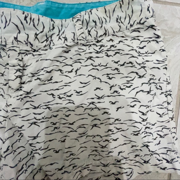 Cute White and black Seagull shorts - Picture 5 of 8